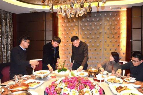 网易娱乐饭局爆料在哪,饭局爆料背后的精彩瞬间